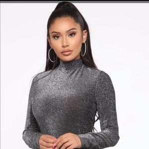 New Fashion Nova Titanium Heart Mock Neck Top